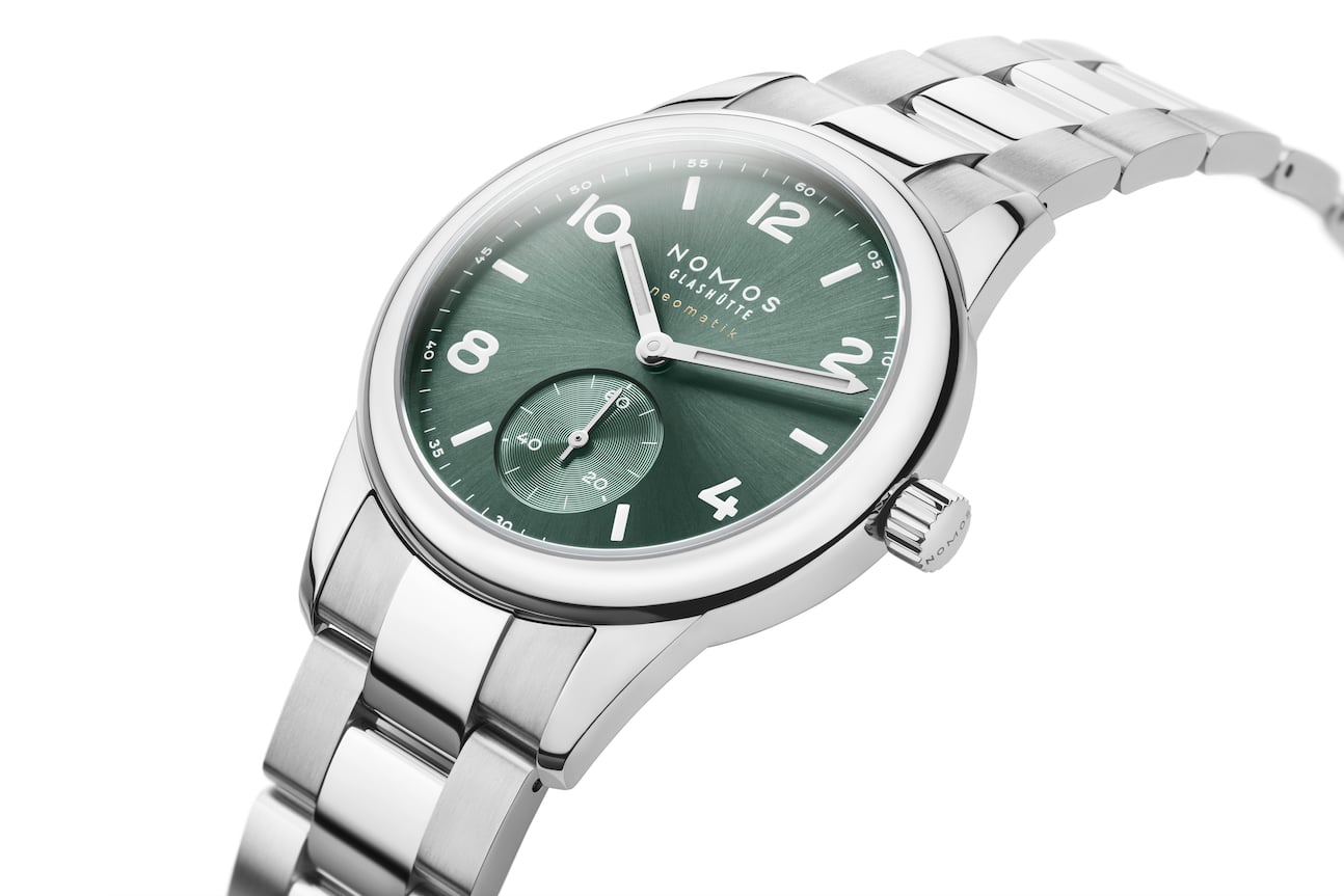 A Sports Watch With Classy Style - Image 1