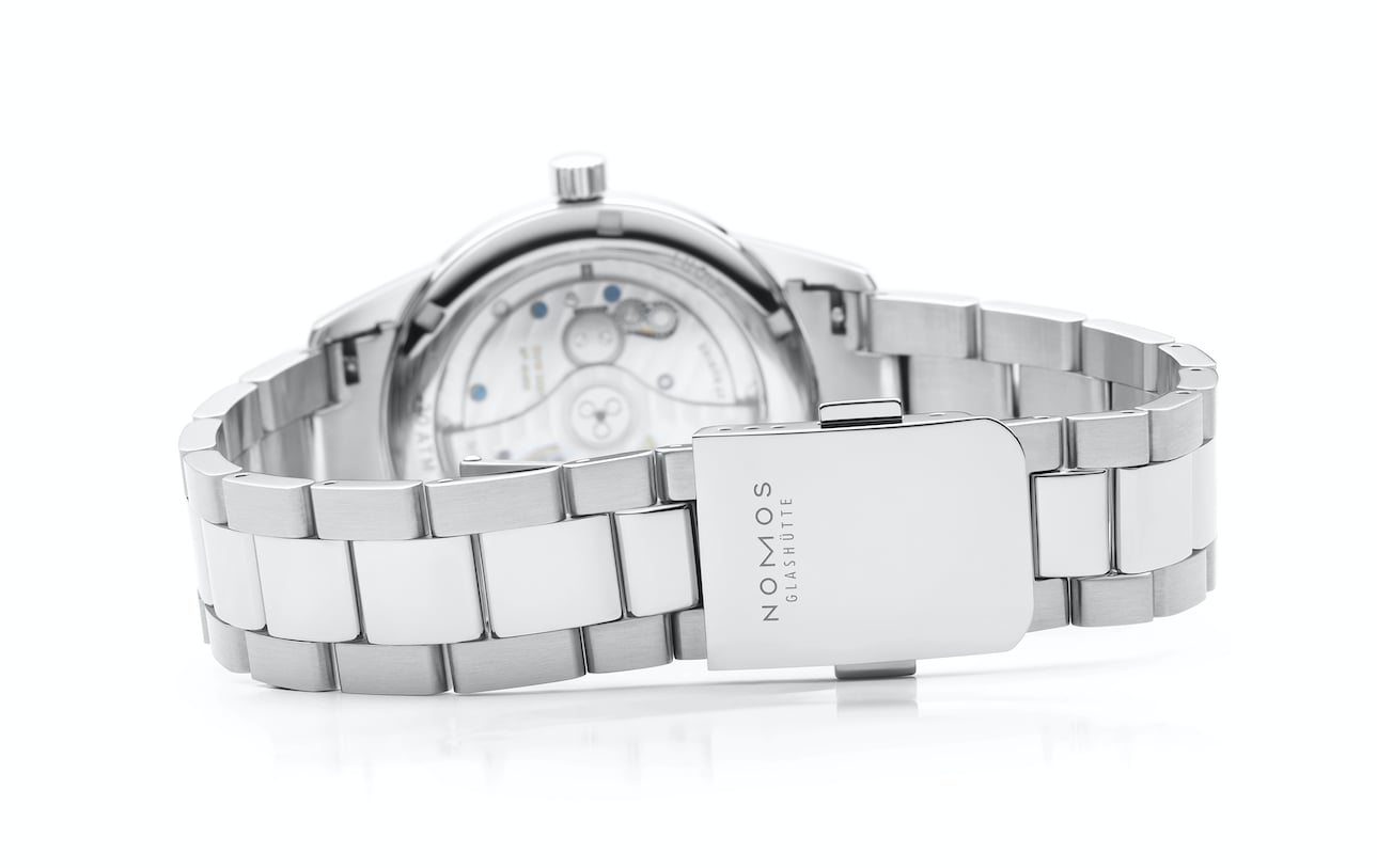 A Sports Watch With Classy Style - Image 3