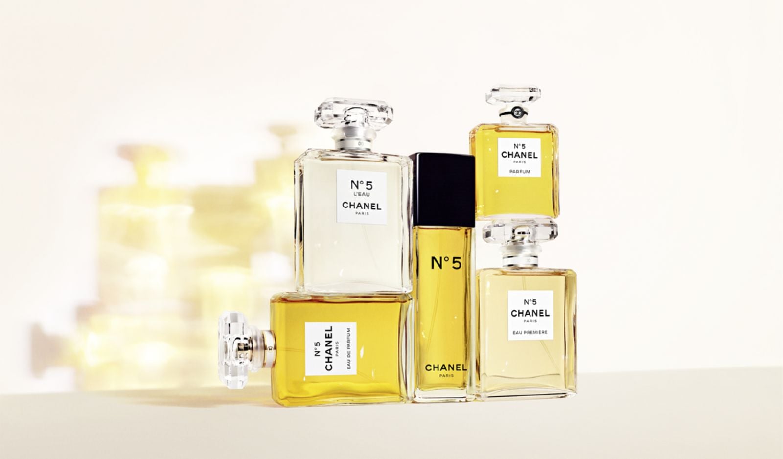 Revealing the Femininity Allure in Chanel N°5 - Image 5